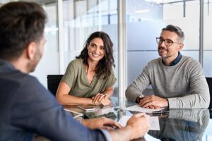 couple getting an fha loan